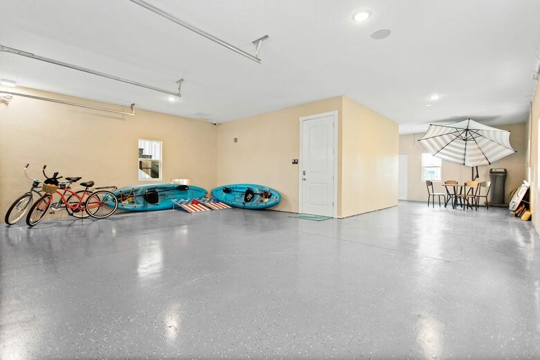 Luxury Coastal Home, Gulfport Waterfront District - Gulfport, Florida