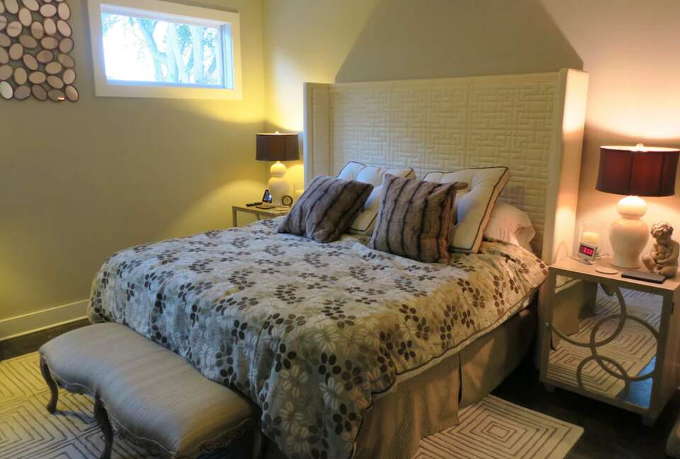 Edgehill Luxury - Nashville, Tennessee