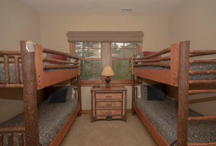 Southshore Lodge — Bear Lake - Tuckasegee, North Carolina