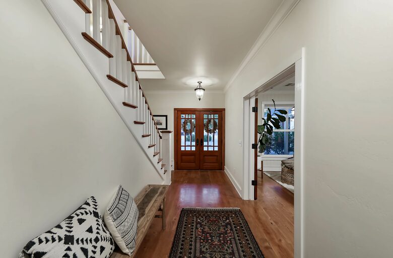 Modern Family Farmhouse - Tehachapi, California