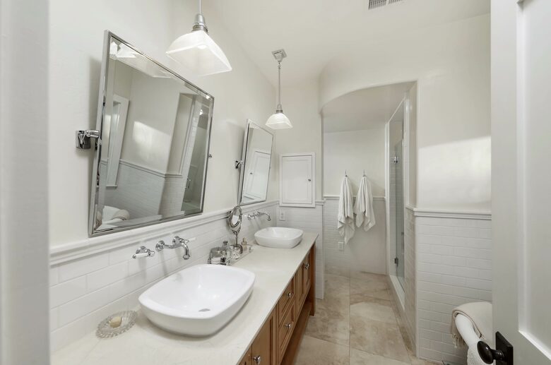 Modern Family Farmhouse - Tehachapi, California