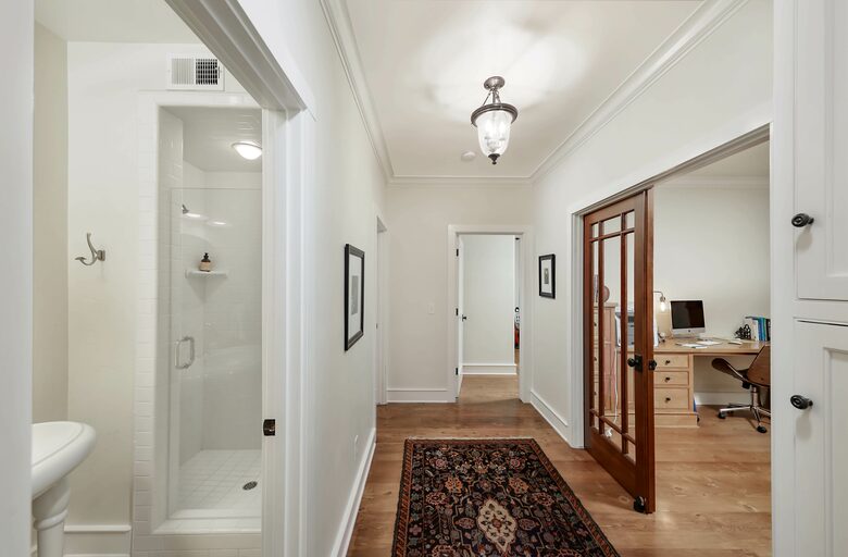 Modern Family Farmhouse - Tehachapi, California