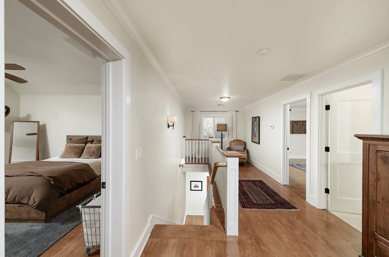 Modern Family Farmhouse - Tehachapi, California