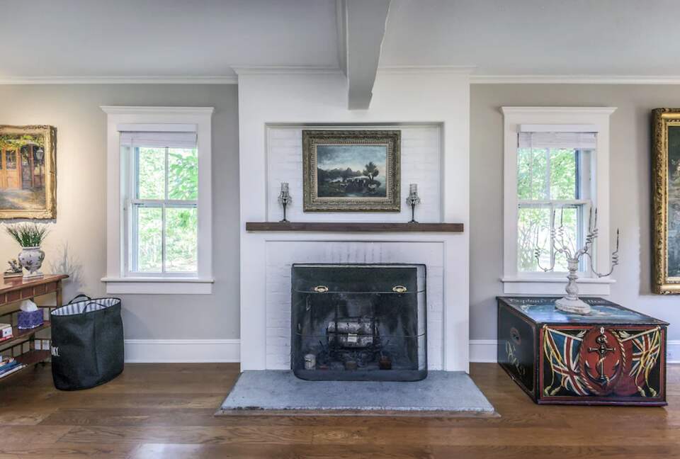 Elegant Country Estate - Newtown, Connecticut