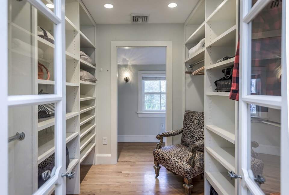 Elegant Country Estate - Newtown, Connecticut