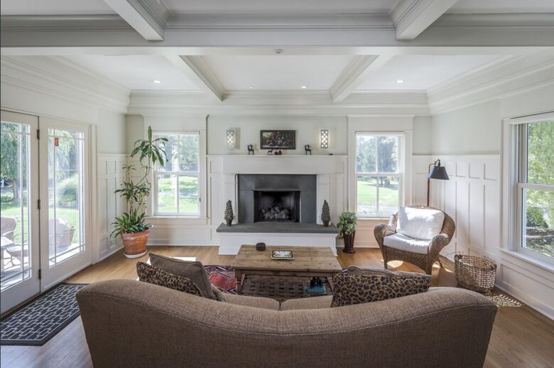 Elegant Country Estate - Newtown, Connecticut