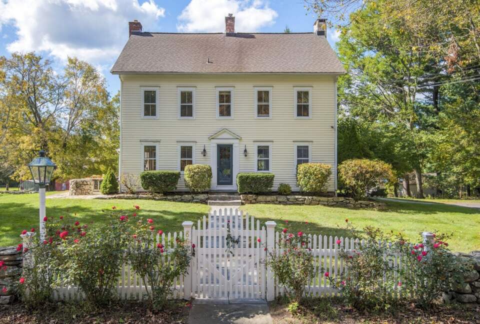 Elegant Country Estate - Newtown, Connecticut