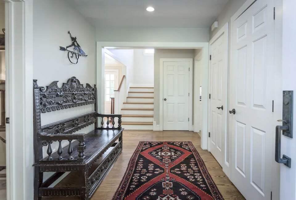 Elegant Country Estate - Newtown, Connecticut