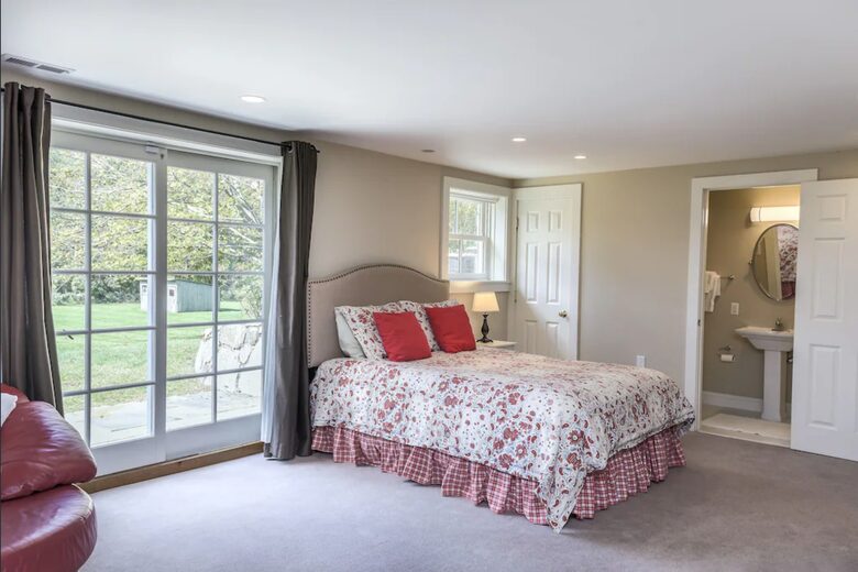 Elegant Country Estate - Newtown, Connecticut