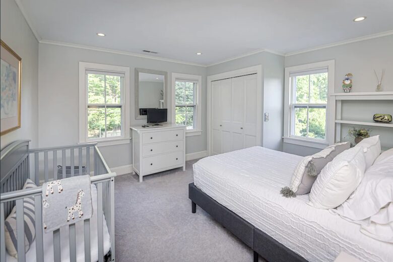 Elegant Country Estate - Newtown, Connecticut