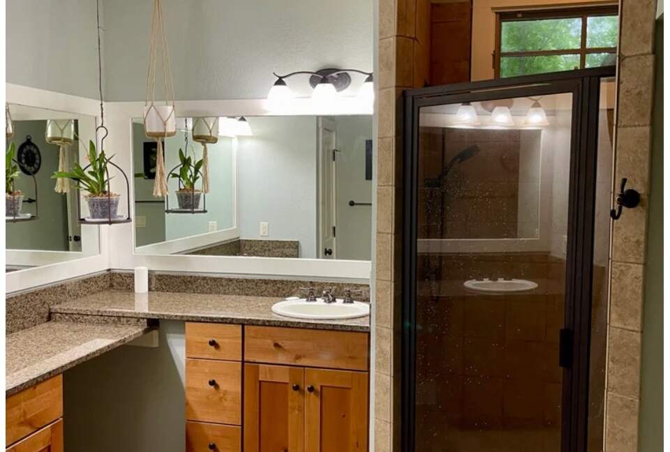 Whispering Falls Cottage — Bear Lake - Tuckasegee, North Carolina