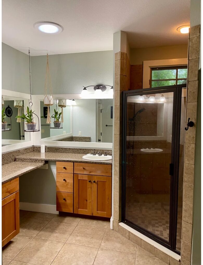 Whispering Falls Cottage — Bear Lake - Tuckasegee, North Carolina