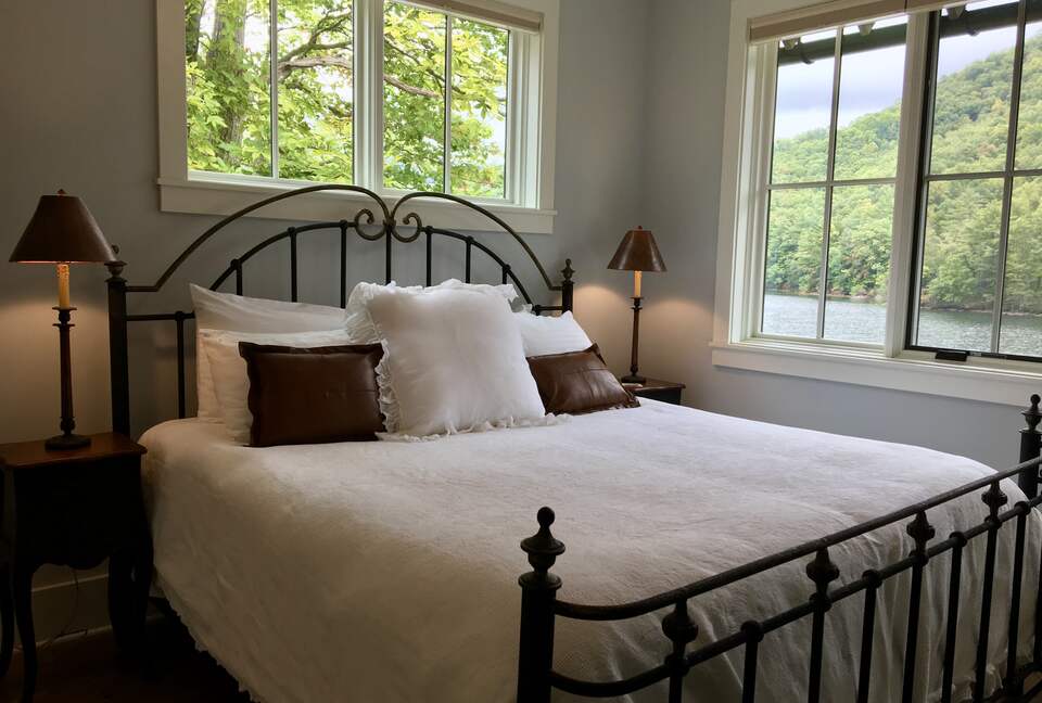 Main Level Master Ensuite with King