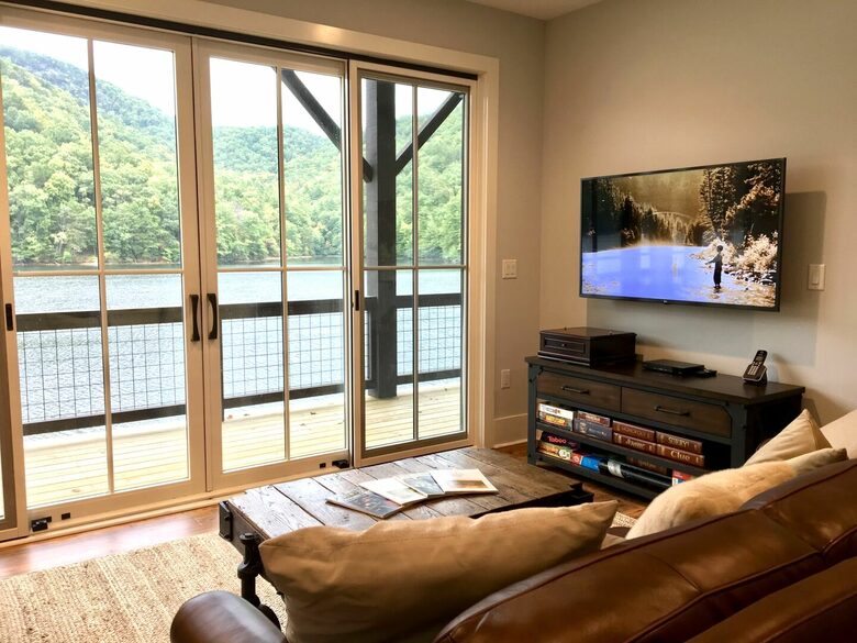 Carolina in My Mind: Lakefront Mountain Paradise - Tuckasegee, North Carolina