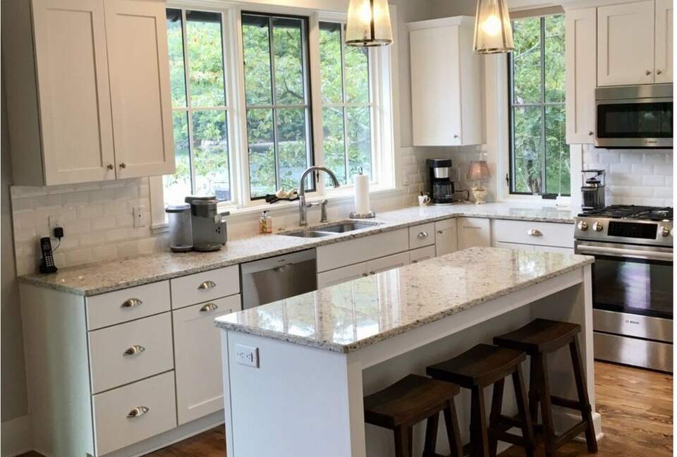 Carolina in My Mind: Lakefront Mountain Paradise - Tuckasegee, North Carolina