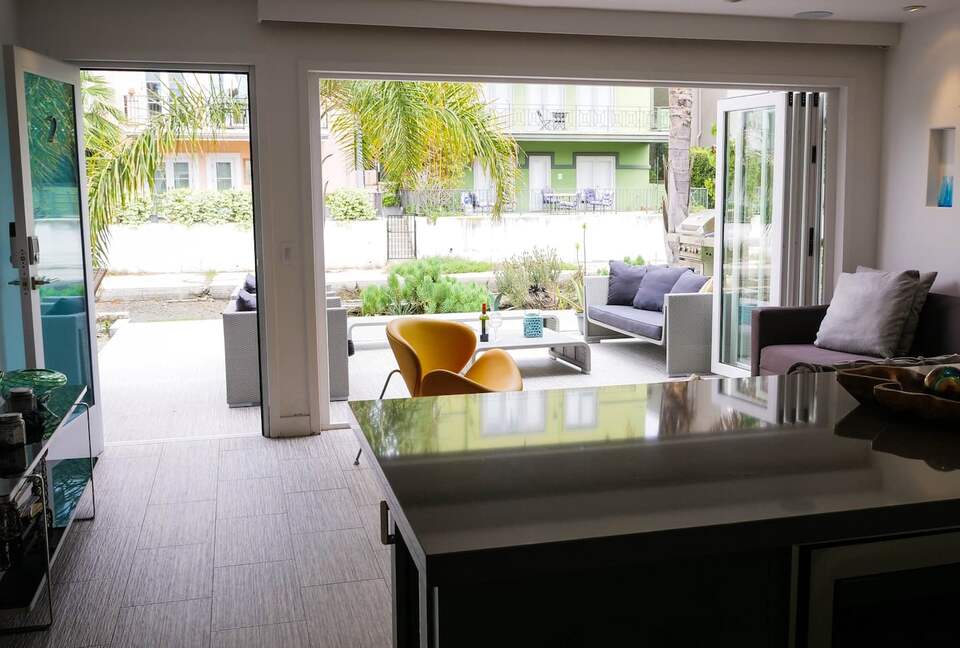 Luxury on the Canal - Marina del Rey, California