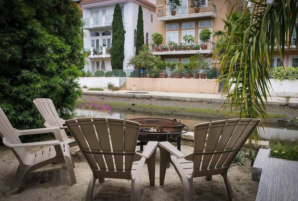 Luxury on the Canal - Marina del Rey, California
