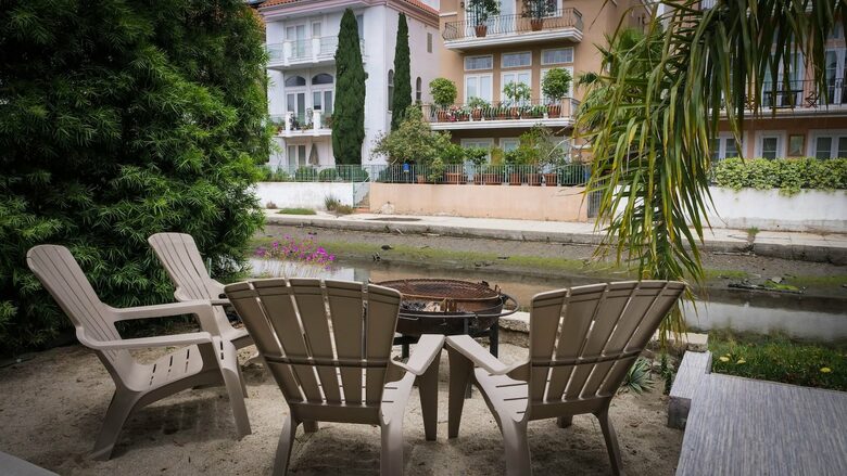 Luxury on the Canal - Marina del Rey, California