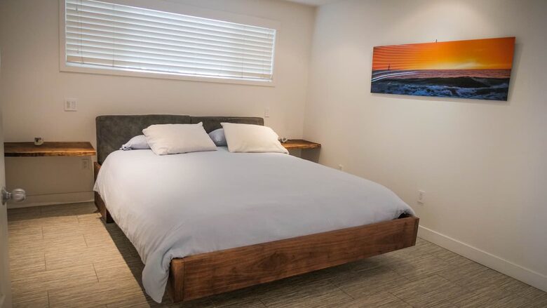 Luxury on the Canal - Marina del Rey, California