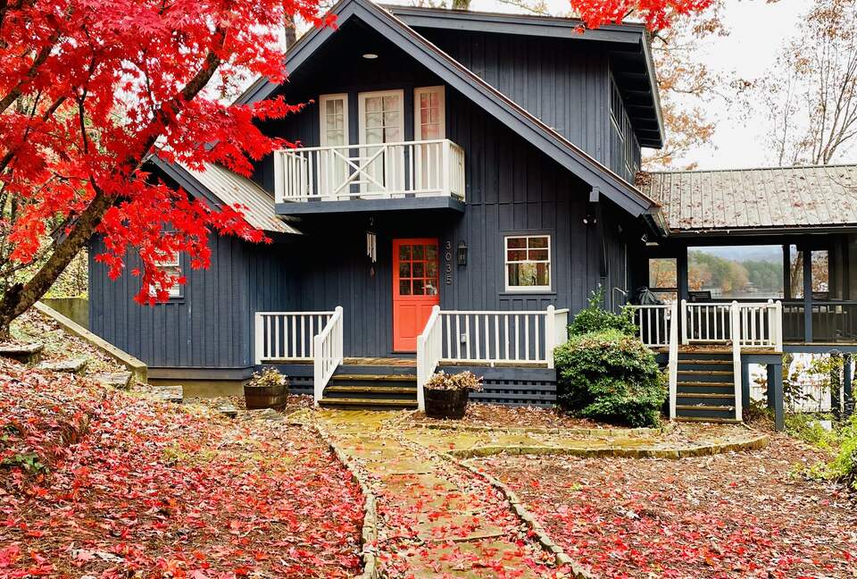 The Hideaway at Lake Burton - Clarkesville, Georgia