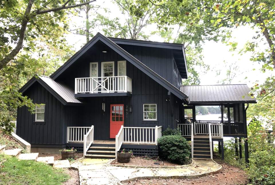 The Hideaway at Lake Burton - Clarkesville, Georgia