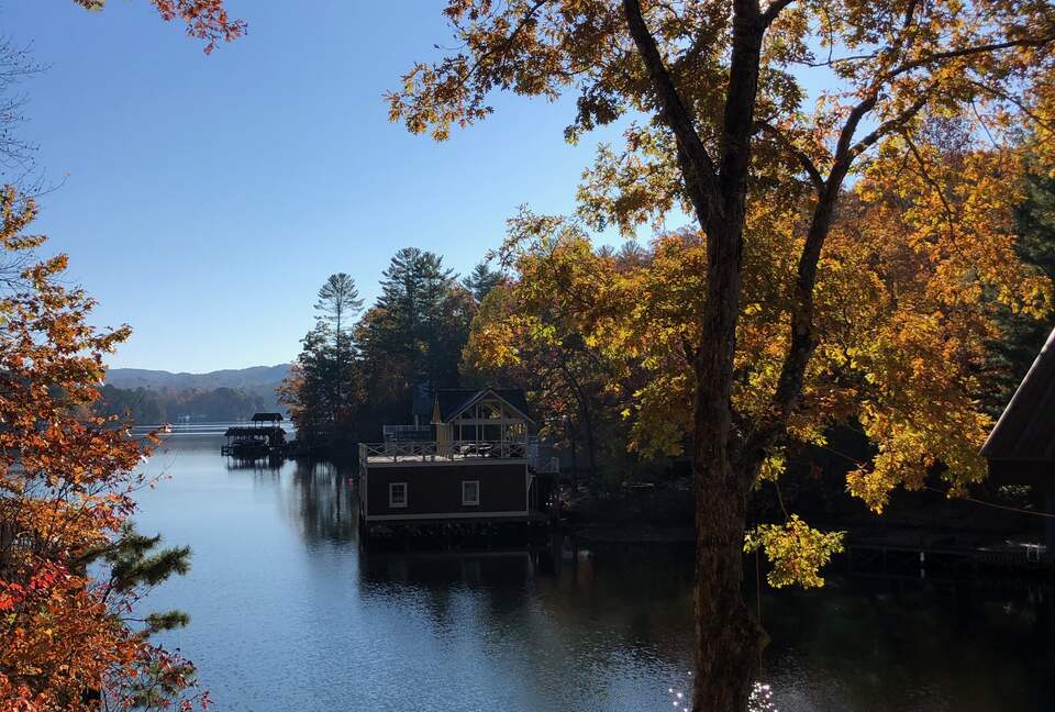 The Hideaway at Lake Burton - Clarkesville, Georgia