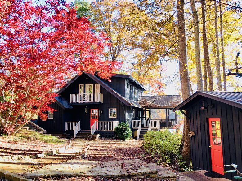 The Hideaway at Lake Burton - Clarkesville, Georgia