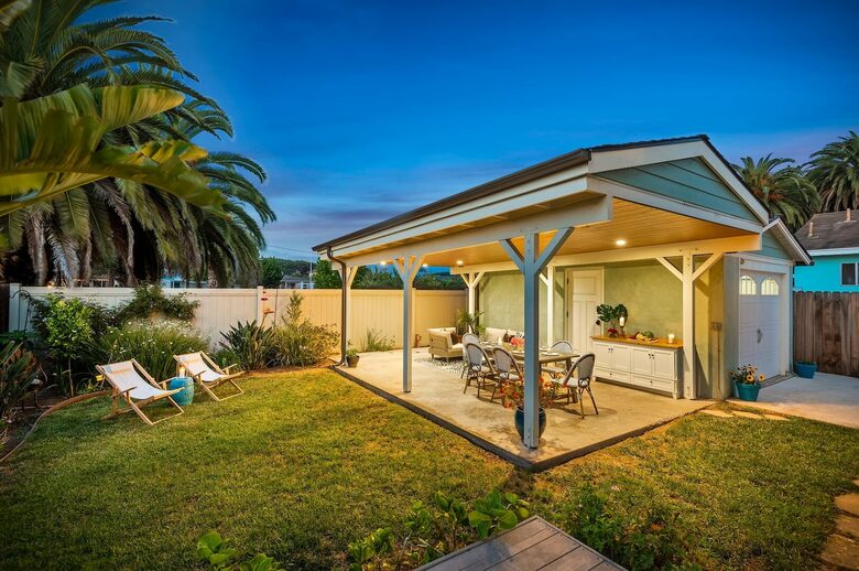 Carpinteria Beach House - Walking distance to Downtown Carpinteria & the beach! - Carpinteria, California