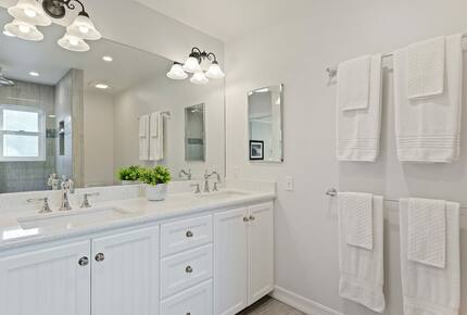 Carpinteria Beach House - Walking distance to Downtown Carpinteria & the beach! - Carpinteria, California