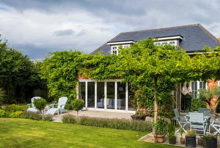 Lovely Henley-On-Thames Home - Shiplake Cross, United Kingdom