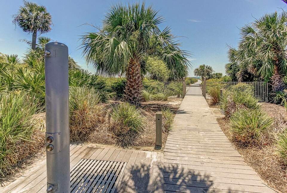 Forest Beach Shorewood Villa — just steps from the beach - Hilton Head Island, South Carolina