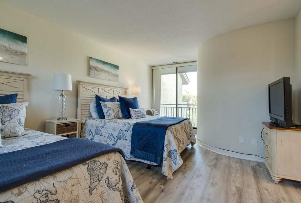 Forest Beach Shorewood Villa — just steps from the beach - Hilton Head Island, South Carolina