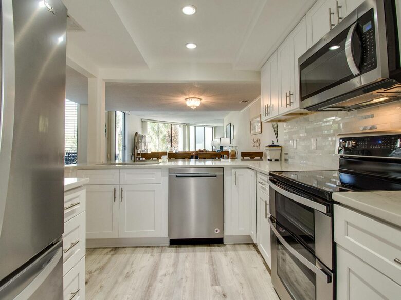 Forest Beach Shorewood Villa — just steps from the beach - Hilton Head Island, South Carolina