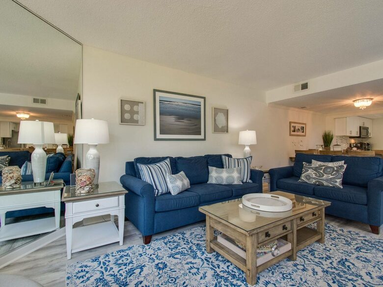 Forest Beach Shorewood Villa — just steps from the beach - Hilton Head Island, South Carolina