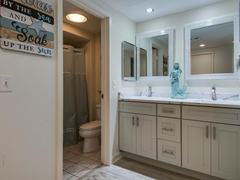 Forest Beach Shorewood Villa — just steps from the beach - Hilton Head Island, South Carolina