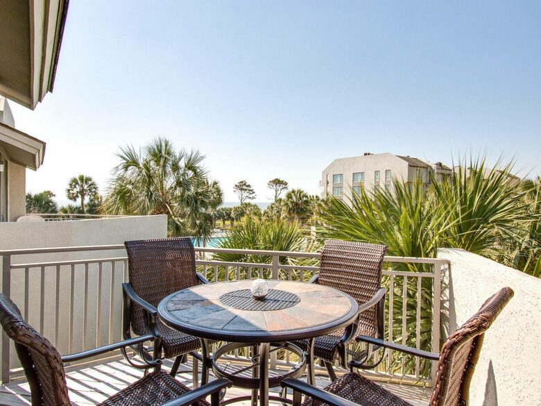 Forest Beach Shorewood Villa — just steps from the beach - Hilton Head Island, South Carolina
