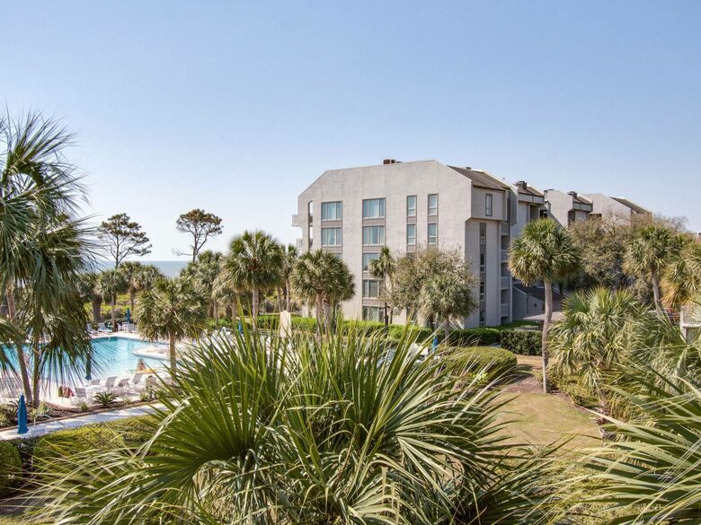 Forest Beach Shorewood Villa — just steps from the beach - Hilton Head Island, South Carolina