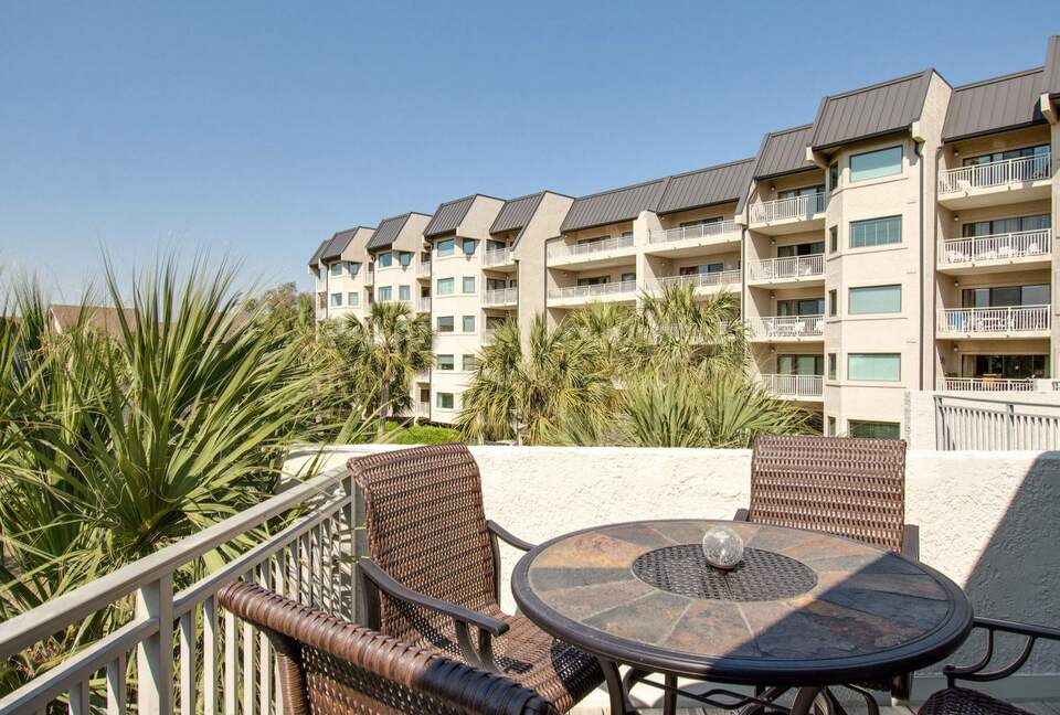 Forest Beach Shorewood Villa — just steps from the beach - Hilton Head Island, South Carolina