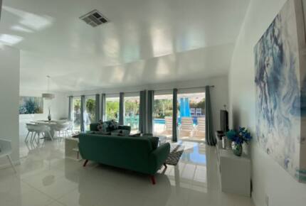 Turquoise Palm Springs Paradise - Palm Springs, California