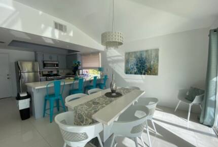 Turquoise Palm Springs Paradise - Palm Springs, California