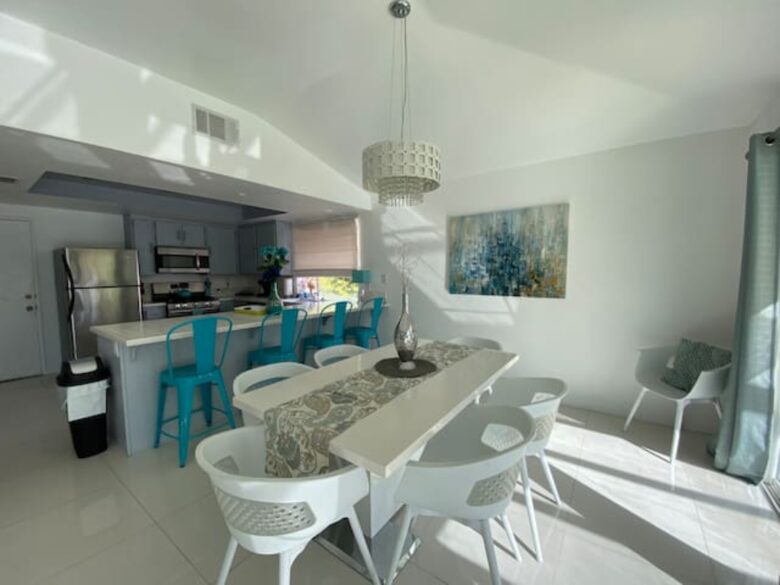 Turquoise Palm Springs Paradise - Palm Springs, California