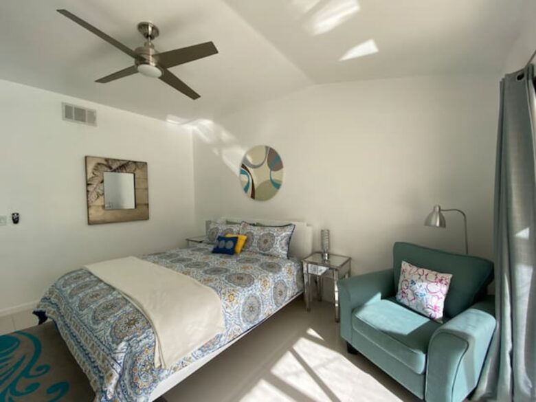 Turquoise Palm Springs Paradise - Palm Springs, California