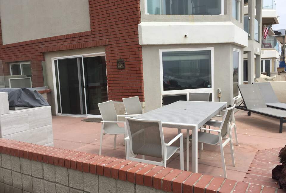 Mission Beach Oceanfront - San Diego (Mission Beach), California