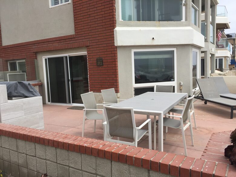 Mission Beach Oceanfront - San Diego (Mission Beach), California