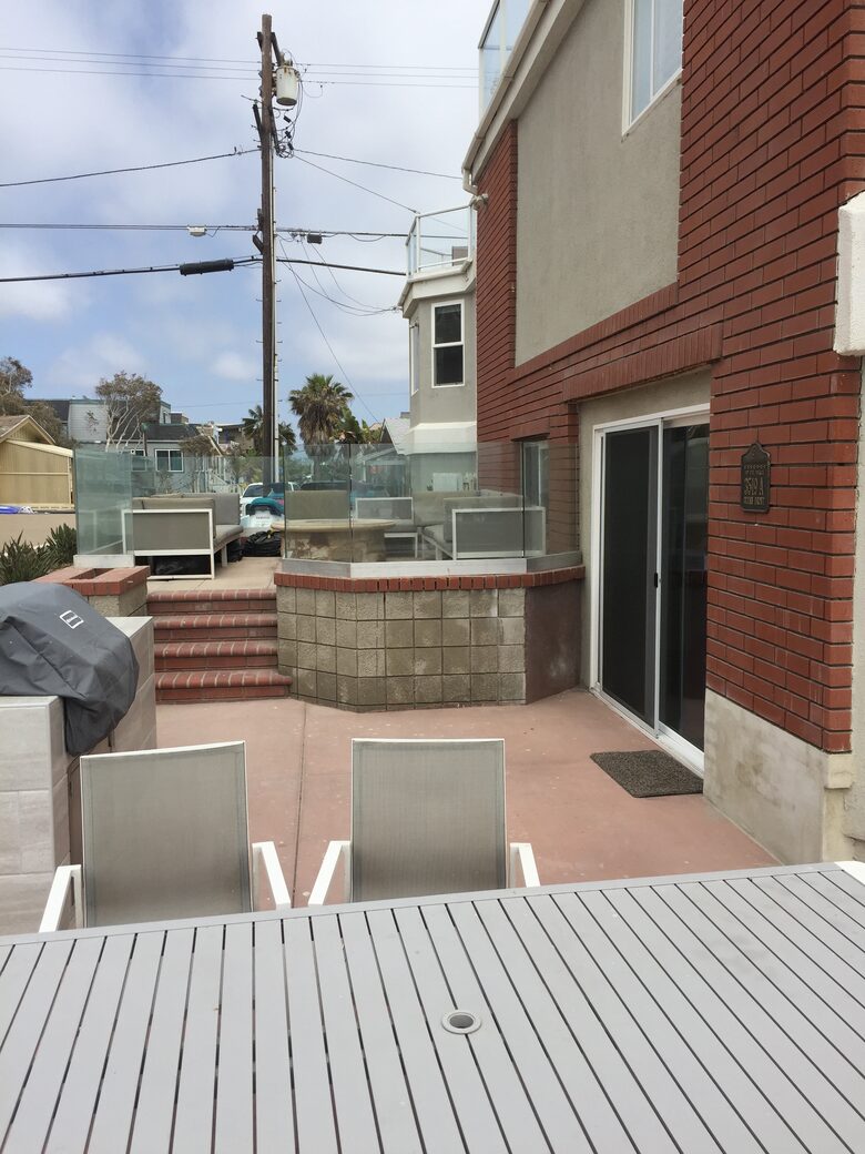 Mission Beach Oceanfront - San Diego (Mission Beach), California