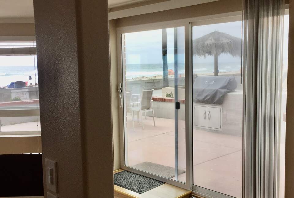 Mission Beach Oceanfront - San Diego (Mission Beach), California