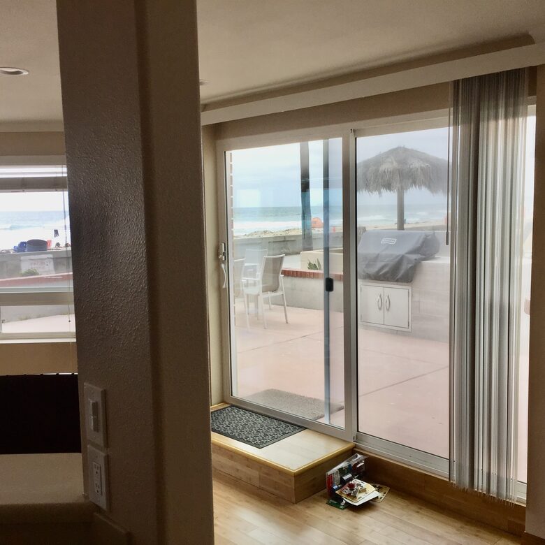 Mission Beach Oceanfront - San Diego (Mission Beach), California