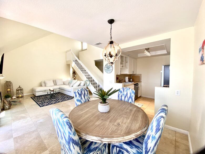 Home Exchange in San Diego, CA, open plan living