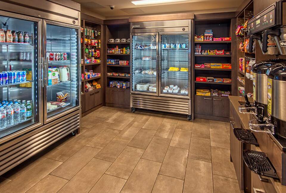 Grand Colorado on Peak 8 — 2 Bedroom Ski-in/Ski-out - Breckenridge, Colorado