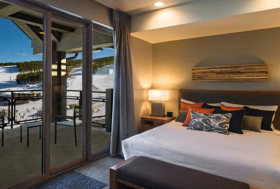 Grand Colorado on Peak 8 — 2 Bedroom Ski-in/Ski-out - Breckenridge, Colorado